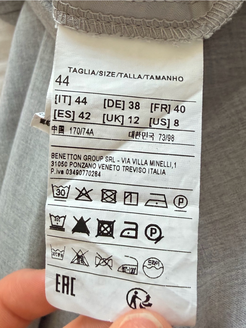 United Colors Of Benetton Green Logo Fabric Label - Picture 5 of 5